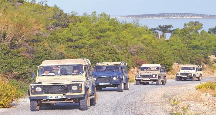 Bofrum Jeep Safari