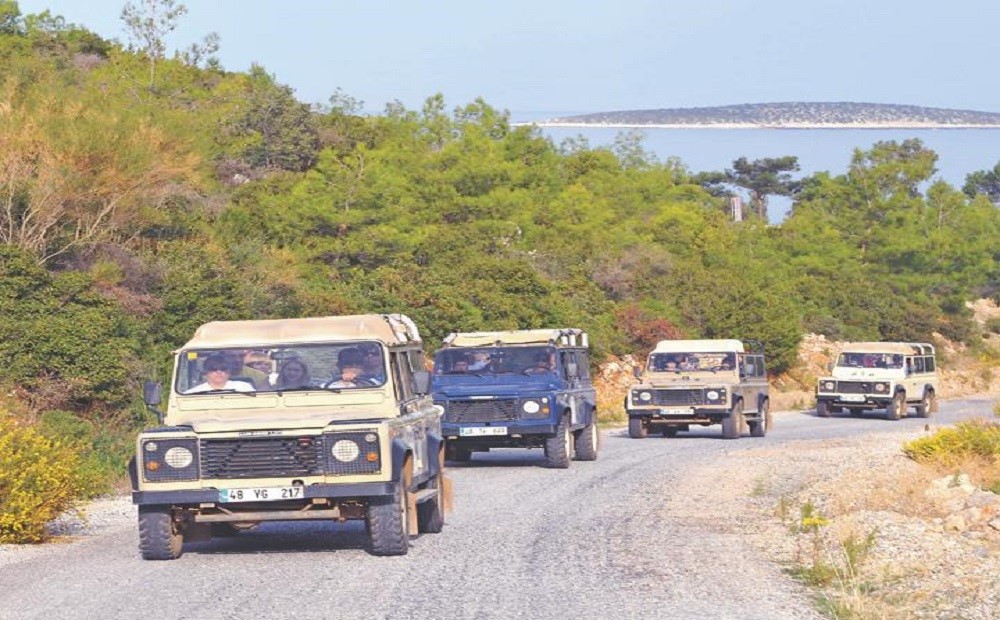 Bofrum Jeep Safari